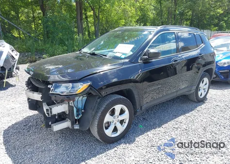 2019 Jeep Compass Latitude 4X4 z USA, uszkodzony, nr VIN 3C4NJDBB3KT648298